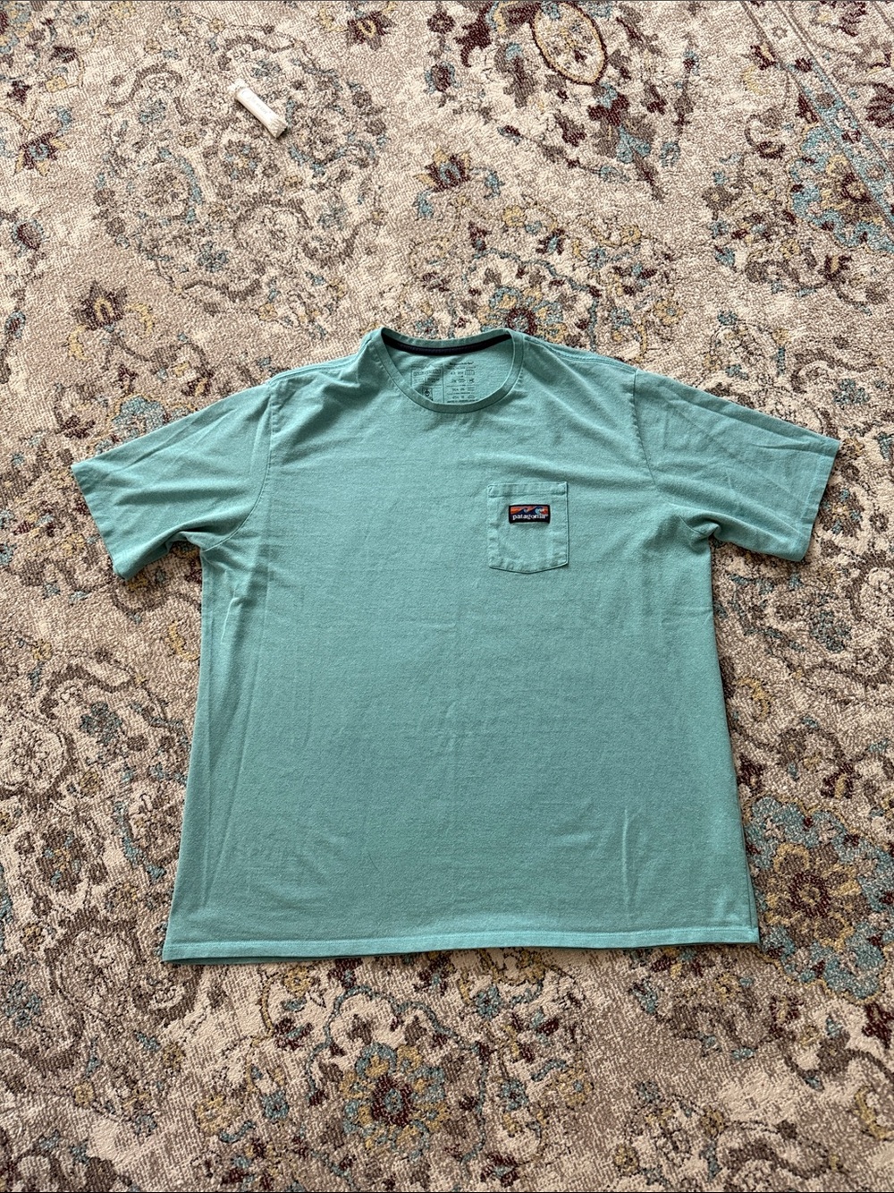 Patagonia pocket t-shirt - size XXL